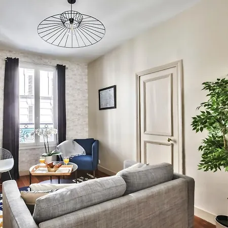 Corporate Porte De Versailles Apartment Paris